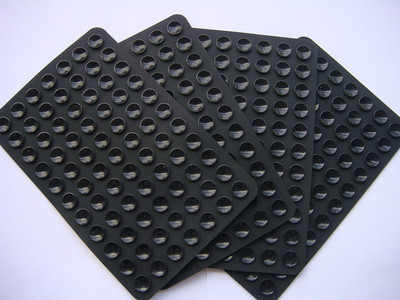 工廠批發(fā)77粒大吸盤,尺寸為9.5*14.5*0.25CM - 工廠批發(fā)77粒大吸盤,尺寸為9.5*14.5*0.25CM廠家 - 工廠批發(fā)77粒大吸盤,尺寸為9.5*14.5*0.25CM價(jià)格 - 深圳市萬(wàn)全盛硅橡膠制品 - 