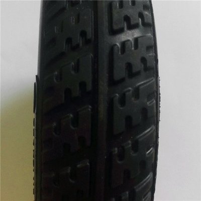 工廠定制生產(chǎn) 橡膠掃地機(jī)輪胎、遙控車輪胎與硅橡膠制品的全方位解決方案